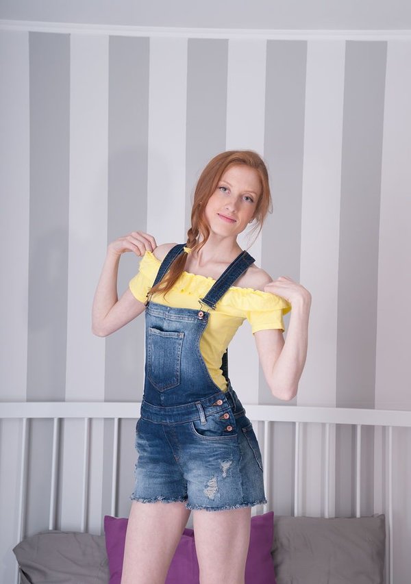 Еленка, 18